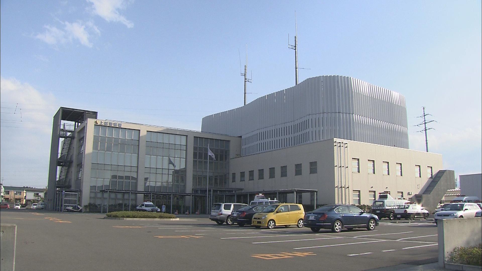 「車両が火だるまに」上越市・国道8号で車両火災　焼け跡から身元不明の遺体【新潟】 2025年12月27日(土)